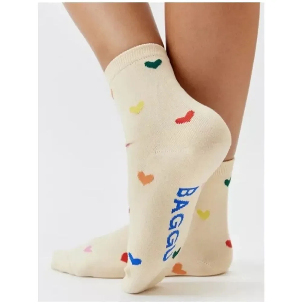 BAGGU Heart Cream Heart Pattern Socks